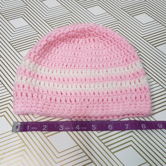 New! MEN/WOMENS HANDMADE CROCHET FALL/ WINTER Hat - Picture 3 of 4